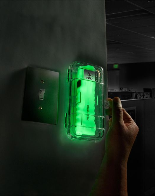 Hovedbilde PELI 3310ELS nødlyssystem,fluorescerende 3AA ...